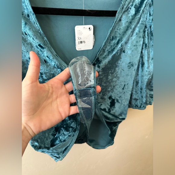 13. ✨Free People NWT Don’t You Wish Velvet Bodysuit In Deep Teal Size XS - Picture 6 of 7